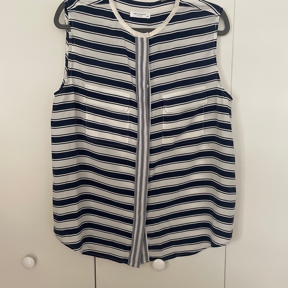 Equipment Striped Sleeveless Top - Navy and White | L